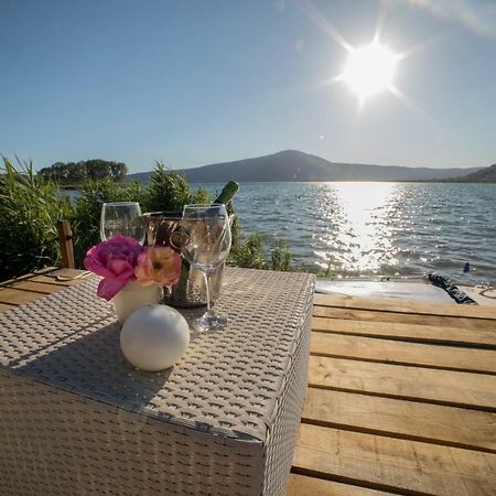 Cottage Beach Vico Caprarola Bagian luar foto