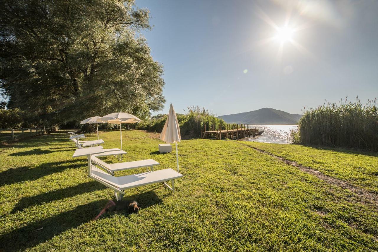 Cottage Beach Vico Caprarola Bagian luar foto