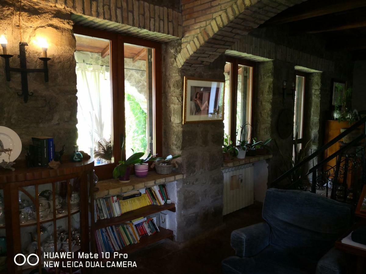 Cottage Beach Vico Caprarola Bagian luar foto