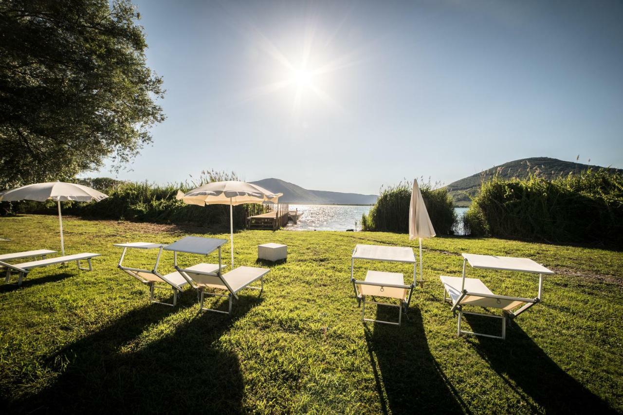 Cottage Beach Vico Caprarola Bagian luar foto